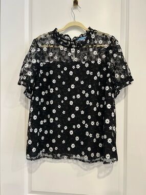CeCe Black Sheer Mesh Floral Embroidered Short Sleeve Top